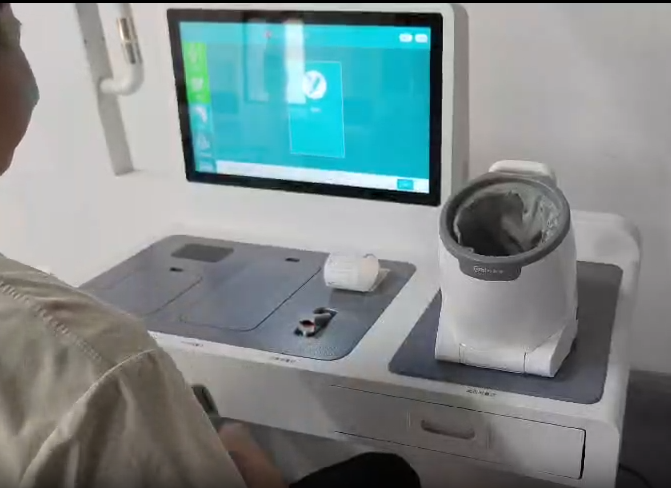 健康管理一体机：社区健康服务的“智能守门人”